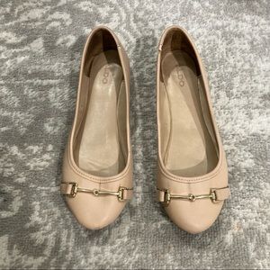 FREE ALDO flats with any purchase from my closet